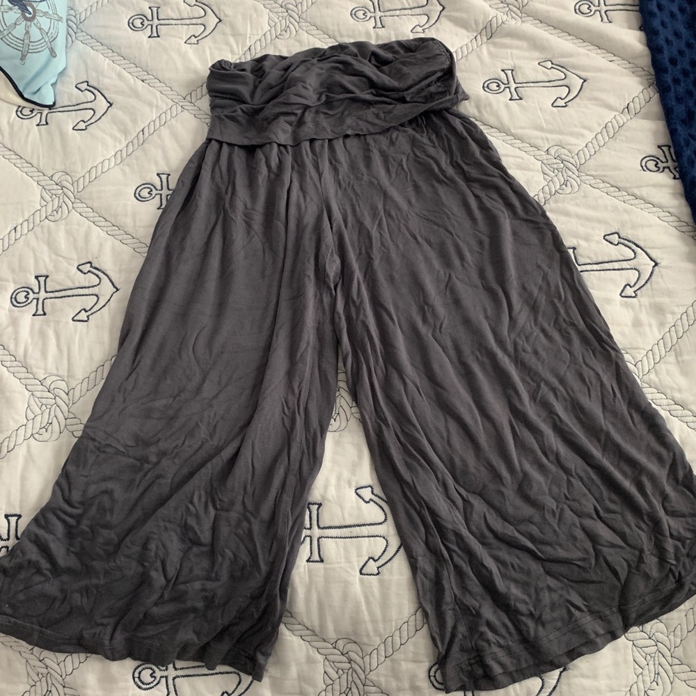 Grey gaucho pants